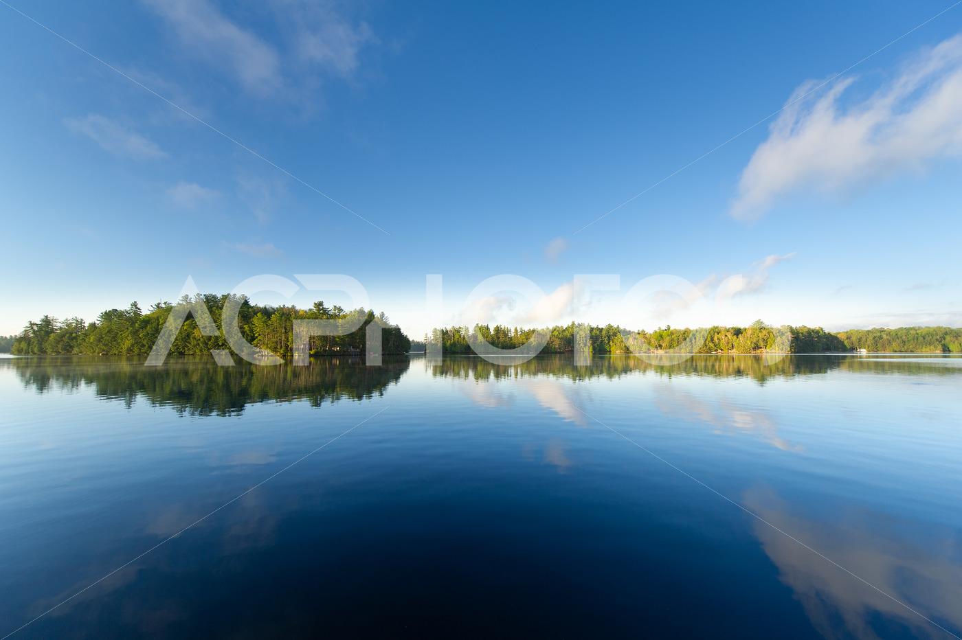 Panoramic view of a lake in Muskoka 3470